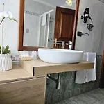 Bucaneve Hotel 3*