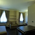Bucaneve Hotel