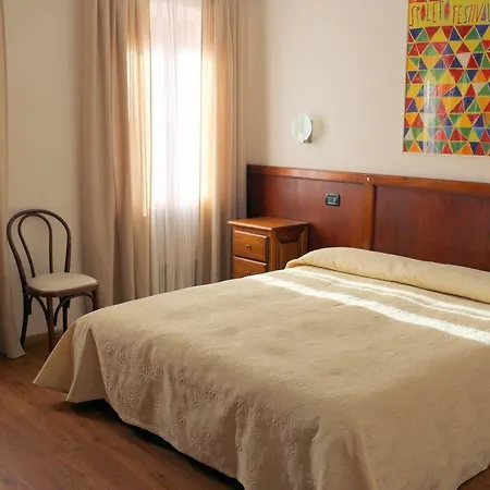 Hotel Bucaneve 3*