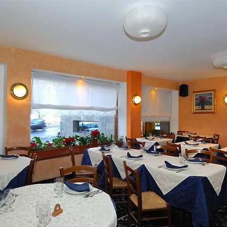 Bucaneve Hotel