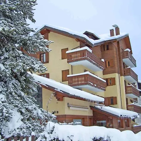 Szálloda Bucaneve
