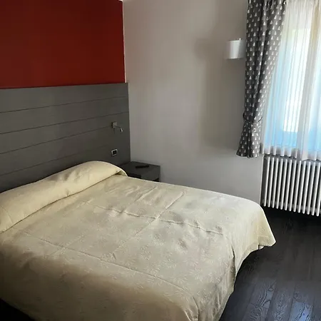 Szálloda Bucaneve