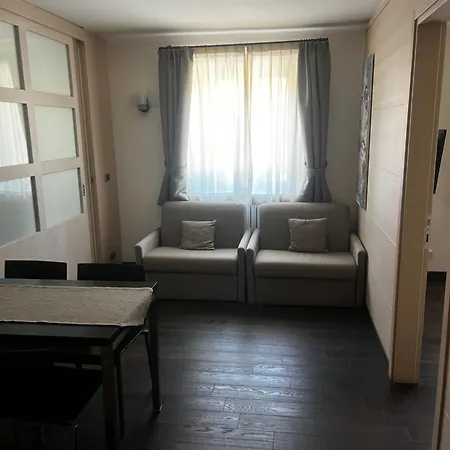 Bucaneve Hotel
