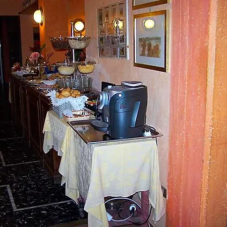Bucaneve Hotel