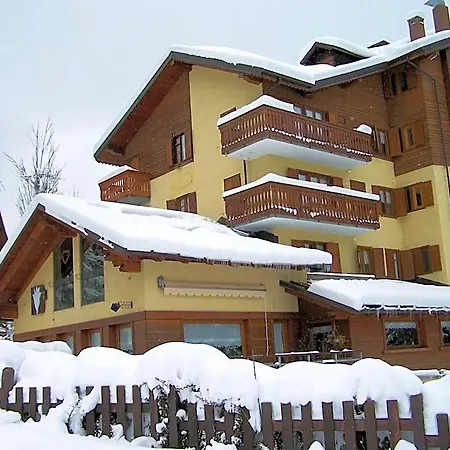 Hotel Bucaneve 3*