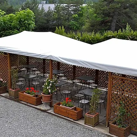 Bucaneve Hotel