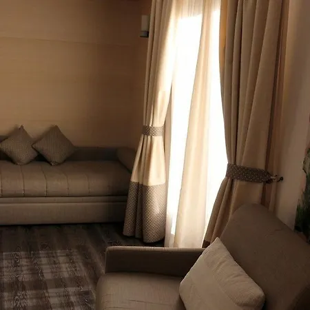 Hotel Bucaneve 3*